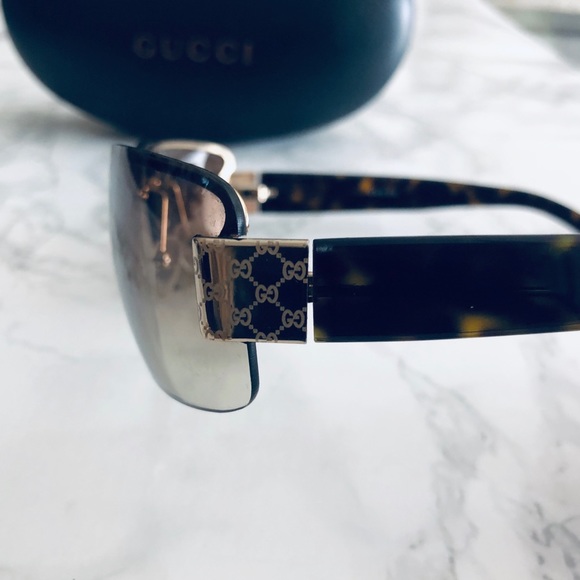 Gucci Sunglasses - Picture 4 of 4